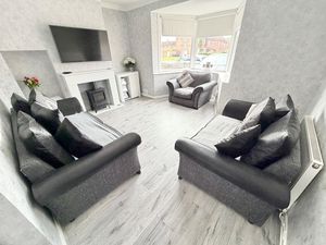 Pound Road Little Sutton